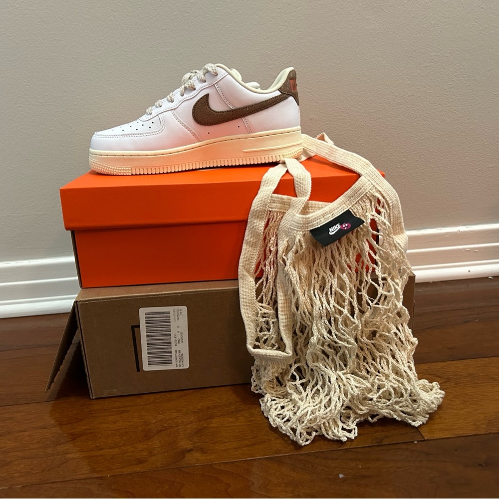 Nike Air Force 1 ‘07 LX White/Archaeo Brown